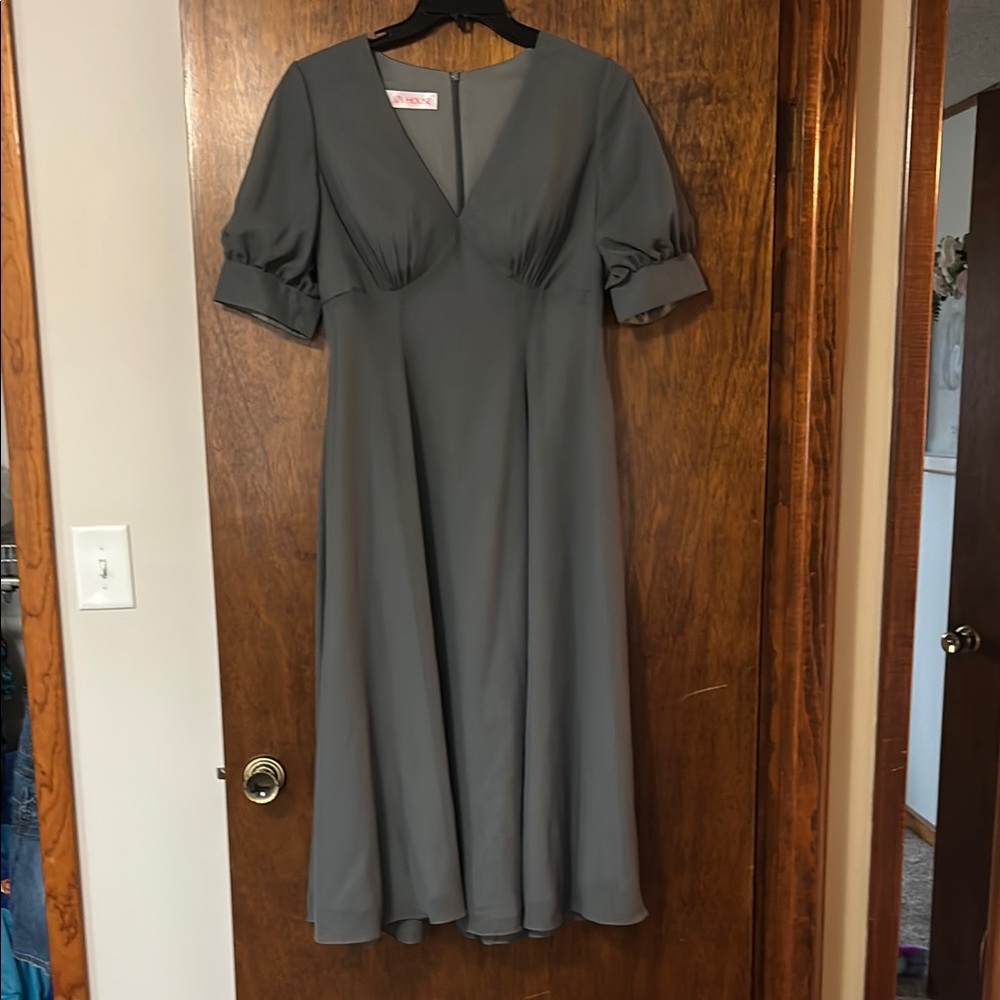 Elegant Gray Women's Dress